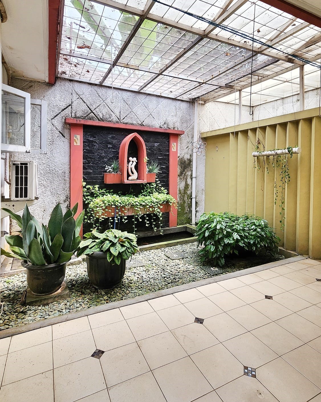 WhatsApp-Image-2024-06-13-at-12.15.48-2